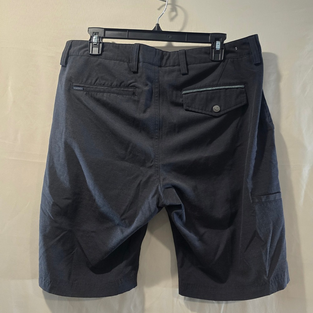 7 DIAMONDS PERFORMANCE Mens Shorts Size 33 Gray Performance Fabric Flat Front - Picture 10 of 12